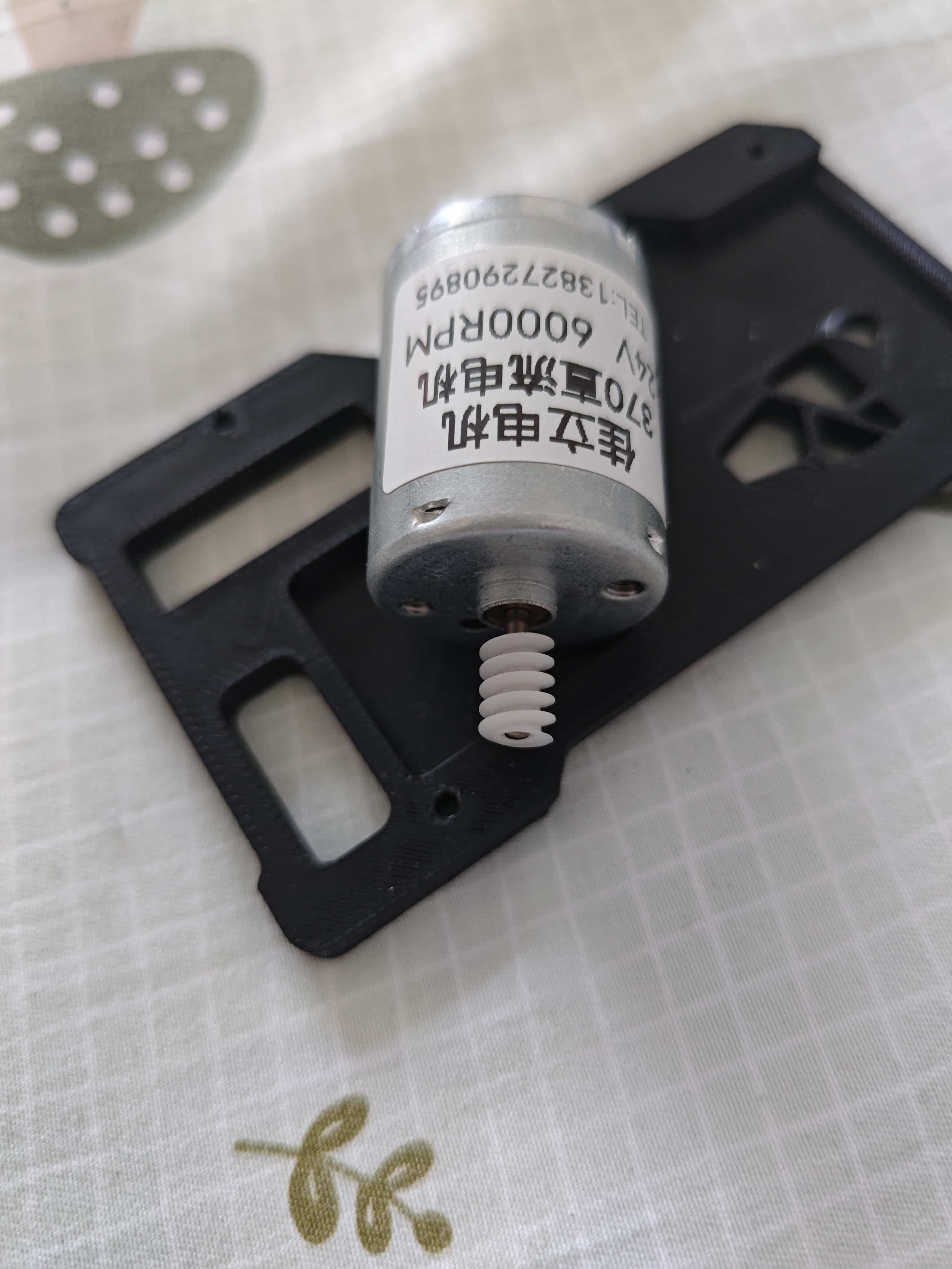 Install Worm Gear